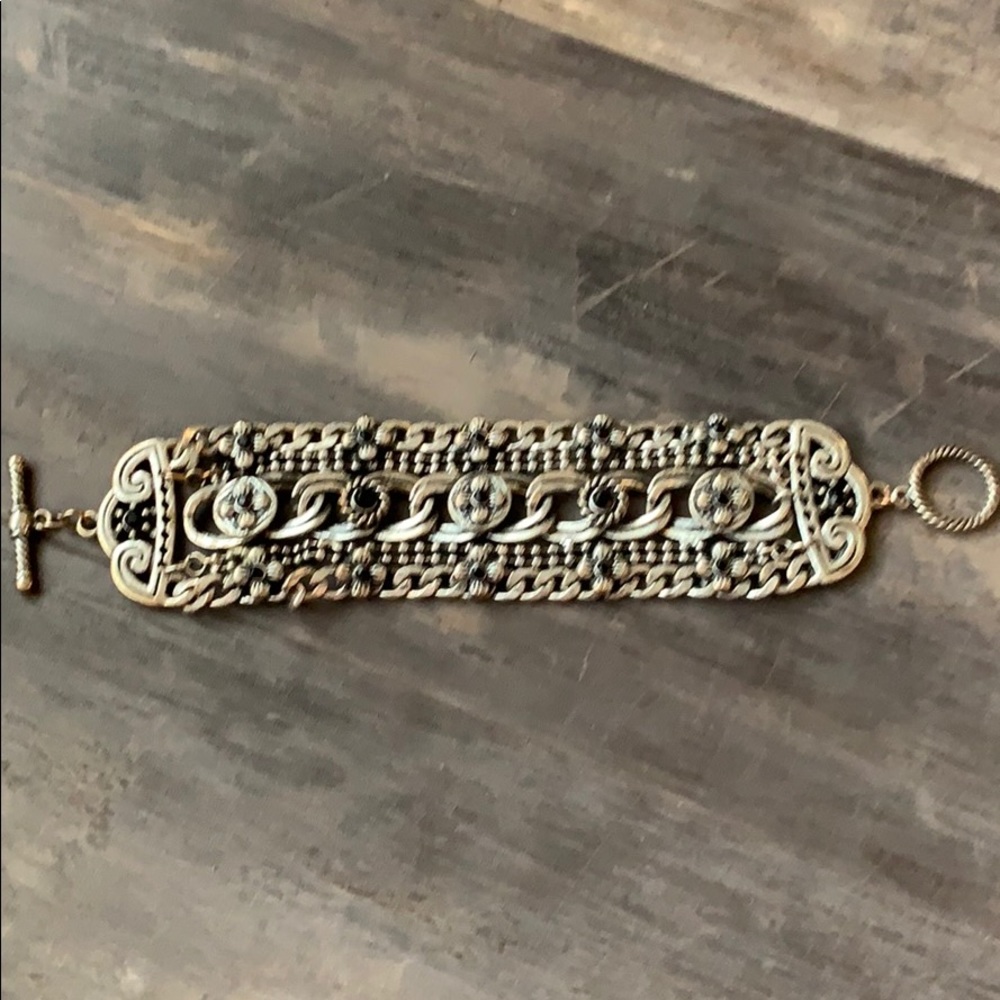 Bracelet